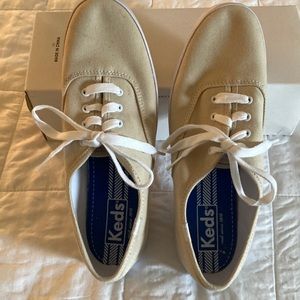 Women’s Keds leisure sneaker, Khaki color, size 8 1/2